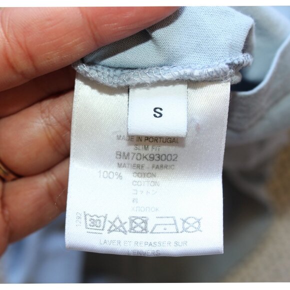 Givenchy T shirt Crew Neck Small Cotton Short Sleeves Baby blue Faded Logo As is - Picture 9 of 10